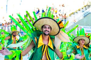 Cora no Carnaval de Vitória - Morar Construtora